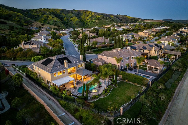 Detail Gallery Image 9 of 72 For 19782 Red Roan Ln, Yorba Linda,  CA 92886 - 6 Beds | 5/1 Baths