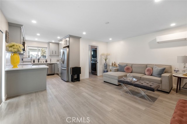 10340 Margate Street, North Hollywood CA: https://media.crmls.org/medias/b50c7d29-97d3-419a-9811-a2d5b892c521.jpg