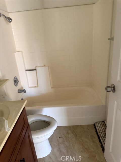 12490 Wolverine Circle, Moreno Valley CA: https://media.crmls.org/medias/b50ce472-0684-4f56-accf-383a51b60592.jpg