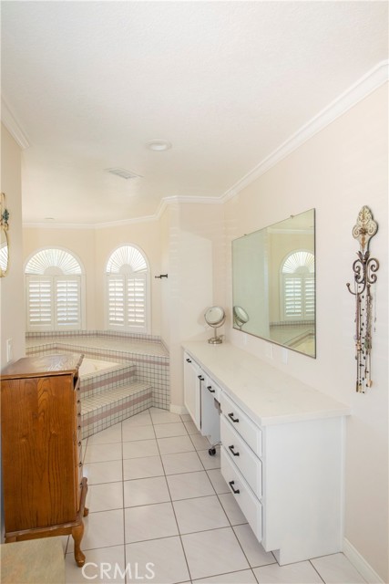 31150 Mariposa Place, Temecula CA: https://media.crmls.org/medias/b50cf417-adb5-45c1-8797-965e2a3169b4.jpg