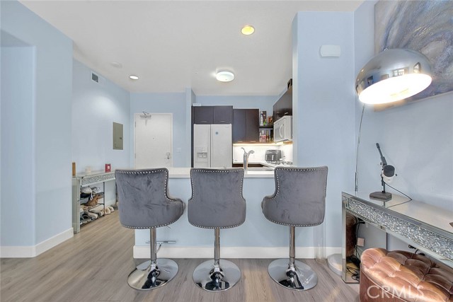 Detail Gallery Image 20 of 50 For 250 N First St #337,  Burbank,  CA 91502 - 1 Beds | 1 Baths