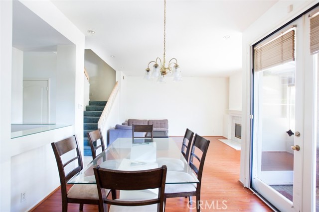 72 Vassar Aisle, Irvine CA: https://media.crmls.org/medias/b50f42e3-8b39-4170-8f7f-cd500dee2d79.jpg