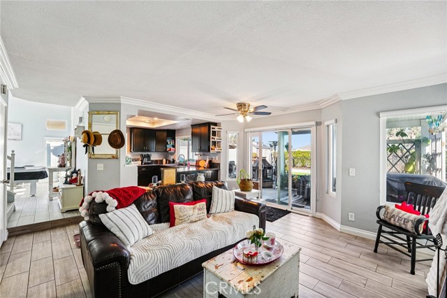 13062 Waterwheel Drive, Corona CA: https://media.crmls.org/medias/b50fe5a5-87b2-4bc8-b290-cda708a6e306.jpg