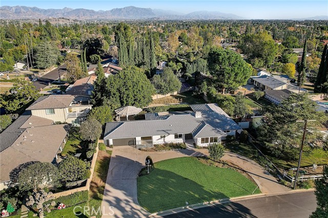 11200 Jellico Avenue, Granada Hills CA: https://media.crmls.org/medias/b50feb44-63d6-495d-91ed-60dfa228bf04.jpg