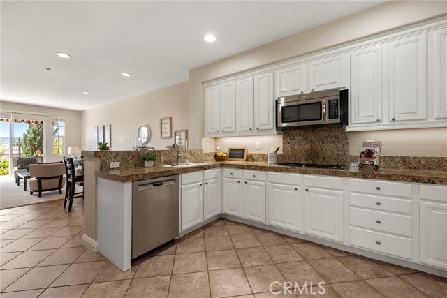 Detail Gallery Image 20 of 56 For 17191 Coriander Ct, Yorba Linda,  CA 92886 - 3 Beds | 2/1 Baths