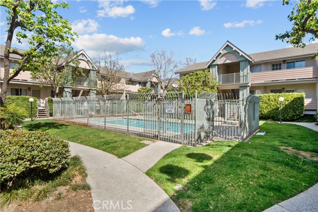 Detail Gallery Image 28 of 43 For 13144 Bromont, Sylmar,  CA 91342 - 2 Beds | 2 Baths