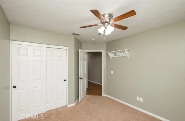 Detail Gallery Image 5 of 22 For 32598 Carnelian Rd, Lucerne Valley,  CA 92356 - 3 Beds | 2/1 Baths