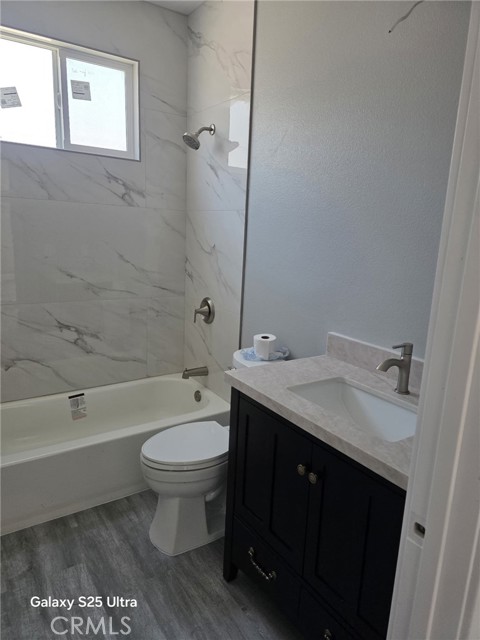 Detail Gallery Image 8 of 8 For 1204 Palm Ave #2,  Corona,  CA 92879 - 2 Beds | 2 Baths