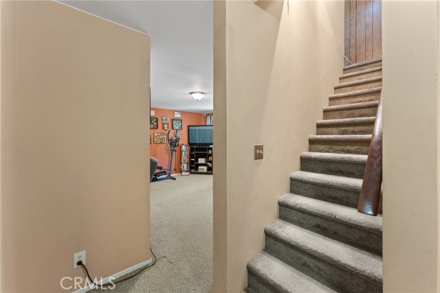 Detail Gallery Image 12 of 30 For 810 Arosa Dr, Crestline,  CA 92325 - 4 Beds | 2 Baths