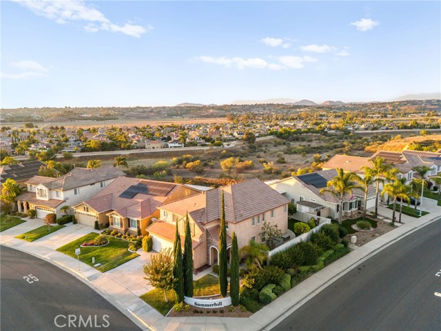 Detail Gallery Image 3 of 73 For 33926 Channel, Temecula,  CA 92592 - 4 Beds | 2/1 Baths