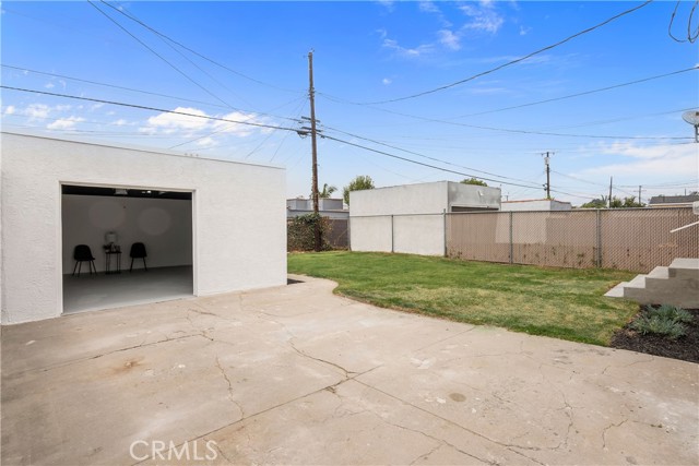 6239 Cimarron Street, Los Angeles CA: https://media.crmls.org/medias/b5127647-91c5-4e0f-98cf-c948140afe64.jpg