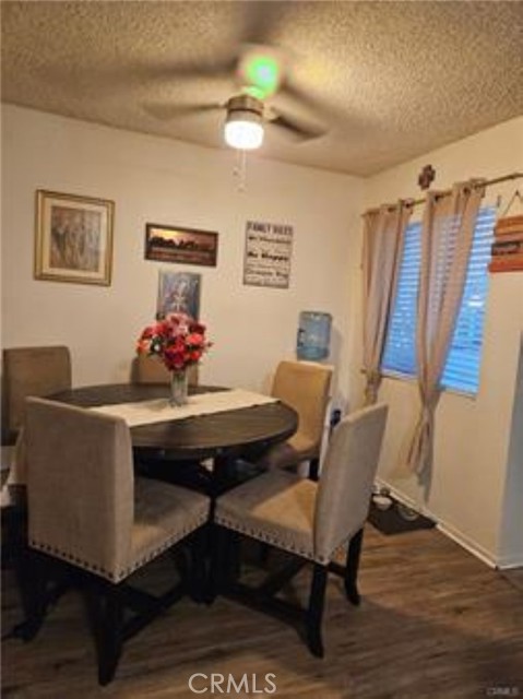 Detail Gallery Image 15 of 18 For 18307 Burbank Bld #41,  Tarzana,  CA 91356 - 2 Beds | 2 Baths