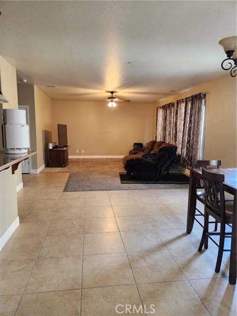 1439 De Ann, Madera CA: https://media.crmls.org/medias/b514677a-c36a-4ad1-bcd1-77ee55c9d500.jpg
