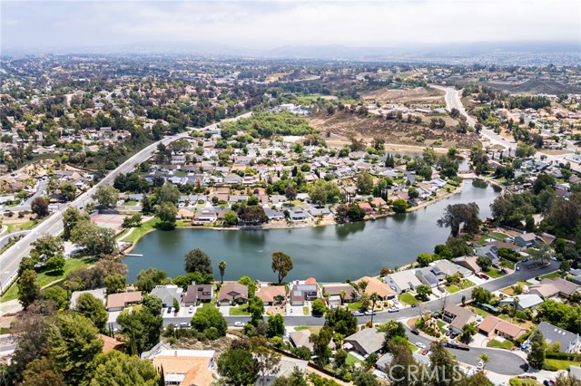 42768 Santa Suzanne Place, Temecula CA: https://media.crmls.org/medias/b5148913-c231-424a-af93-4b7795e23812.jpg