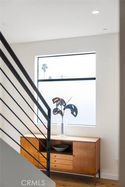 3660 Beethoven Street, Los Angeles CA: https://media.crmls.org/medias/b515181d-0183-4b91-8355-d13303e81249.jpg