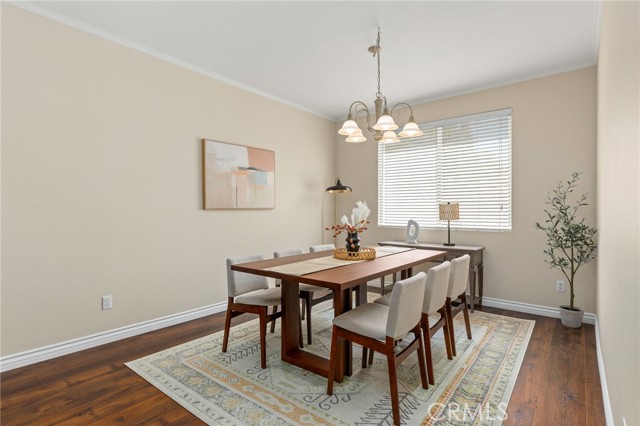 Detail Gallery Image 7 of 33 For 40929 Engelmann Oak St, Murrieta,  CA 92562 - 6 Beds | 2/1 Baths