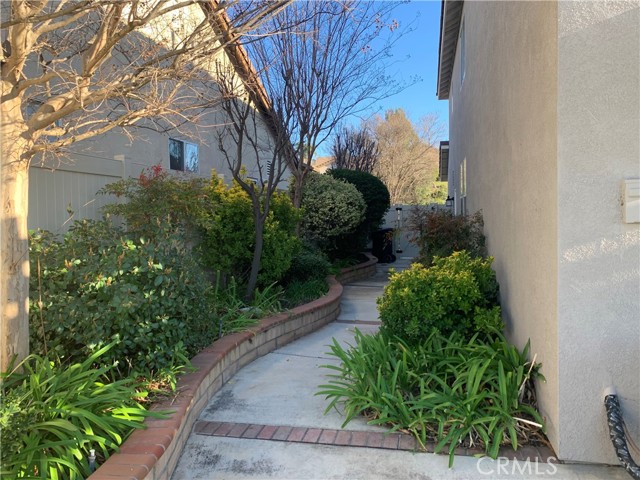 33782 Channel Street, Temecula CA: https://media.crmls.org/medias/b5157d5f-98e5-49f4-ae64-9199353c729e.jpg