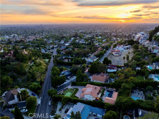 Detail Gallery Image 8 of 57 For 19151 Fowler, Santa Ana,  CA 92705 - 5 Beds | 4 Baths