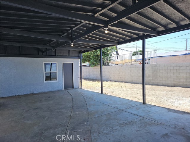 4618 E Linsley Street, Compton CA: https://media.crmls.org/medias/b515bad5-10e7-4302-a32d-e2e39f7c35de.jpg