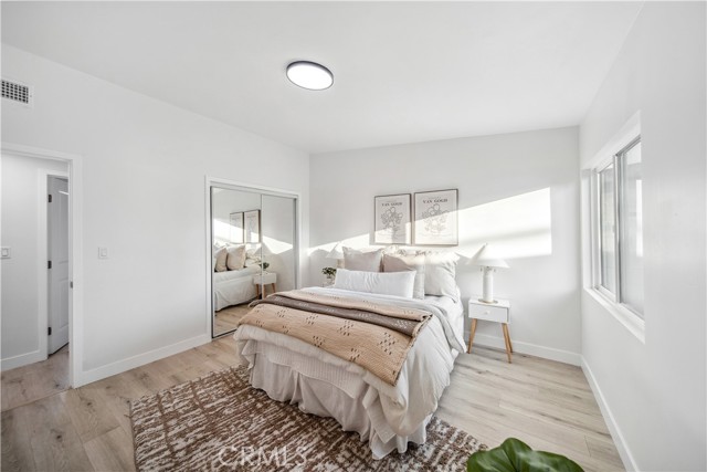 957 N Jasmine Avenue, Ontario CA: https://media.crmls.org/medias/b51644d4-98e3-4b8a-91a3-5536344ab1d6.jpg