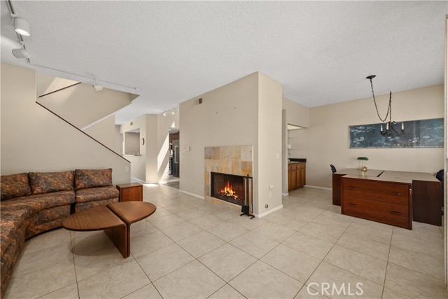 1150 W Capitol Drive, San Pedro CA: https://media.crmls.org/medias/b516f16f-9a97-4a04-8e36-15172187d16b.jpg