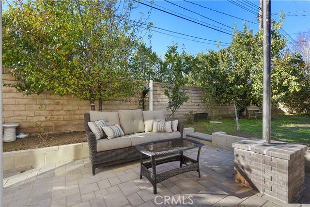 11647 N. Paso Robles Avenue, Granada Hills CA: https://media.crmls.org/medias/b5175acc-98f4-4c7b-8a7f-586216297919.jpg