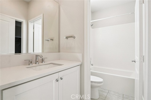 Detail Gallery Image 14 of 59 For 3010 Tallahassee Ln, Simi Valley,  CA 93065 - 3 Beds | 2/2 Baths