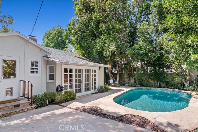 4634 Nagle Avenue, Sherman Oaks CA: https://media.crmls.org/medias/b517f44c-f69f-4b3e-8c89-6254aae80fe3.jpg