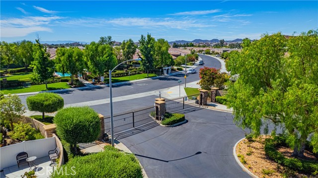 26686 Verdant Circle, Menifee CA: https://media.crmls.org/medias/b51851f5-dca4-43b1-8abe-caad3f49ecbc.jpg
