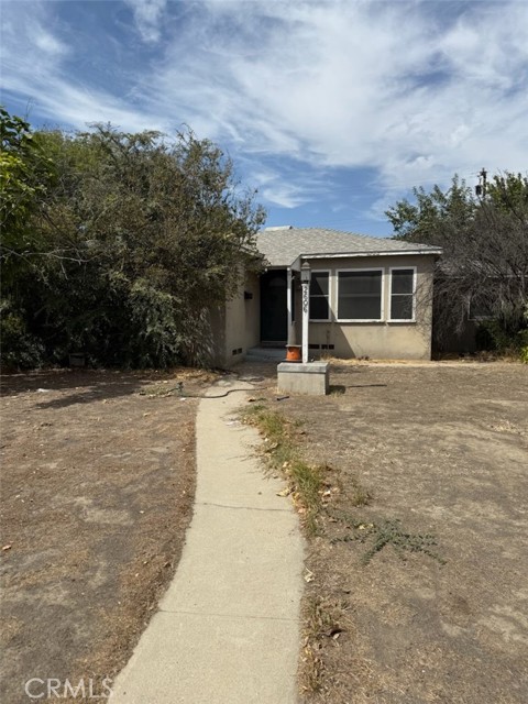 Detail Gallery Image 1 of 1 For 2606 Truxtun Ave, Bakersfield,  CA 93301 - 2 Beds | 1 Baths