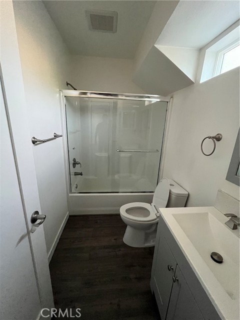 1230 Leland, 102 photo 13