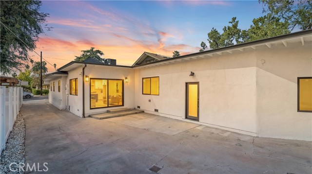 808 South Los Robles photo 3