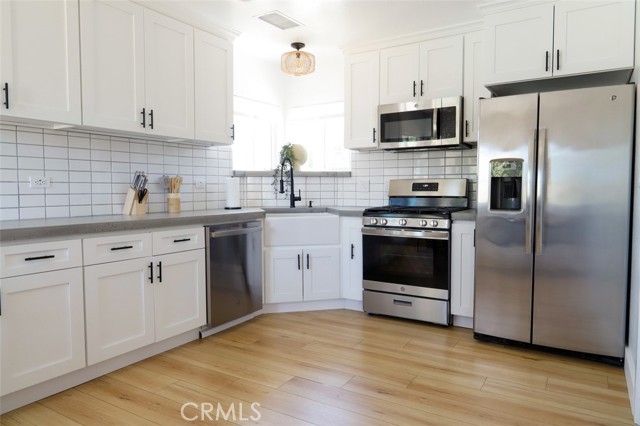 Detail Gallery Image 8 of 35 For 55585 Onaga, Yucca Valley,  CA 92284 - 3 Beds | 2 Baths