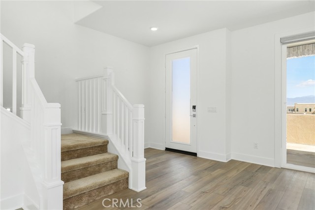Detail Gallery Image 13 of 28 For 27109 Tamarack Ln, Valencia,  CA 91381 - 4 Beds | 2/1 Baths