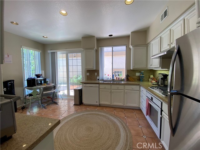 B51a7b78 A093 434a 8c30 645b9f2a5be1