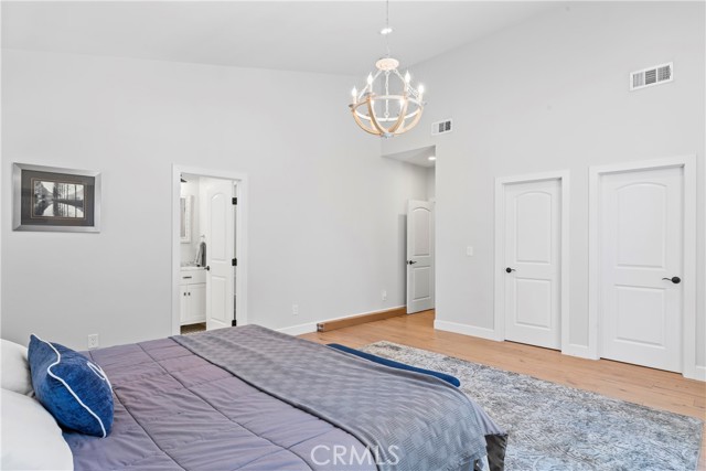 Detail Gallery Image 27 of 44 For 374 Mountainaire Ln, Big Bear Lake,  CA 92315 - 4 Beds | 3 Baths