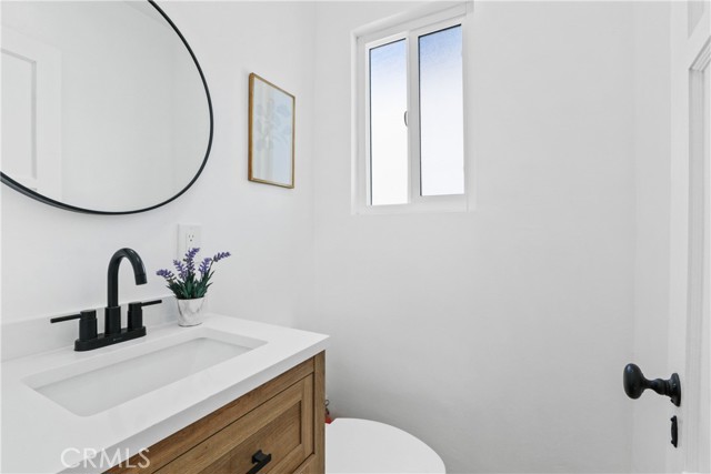 Detail Gallery Image 12 of 25 For 641 W 103rd St, Los Angeles,  CA 90044 - 3 Beds | 2/1 Baths
