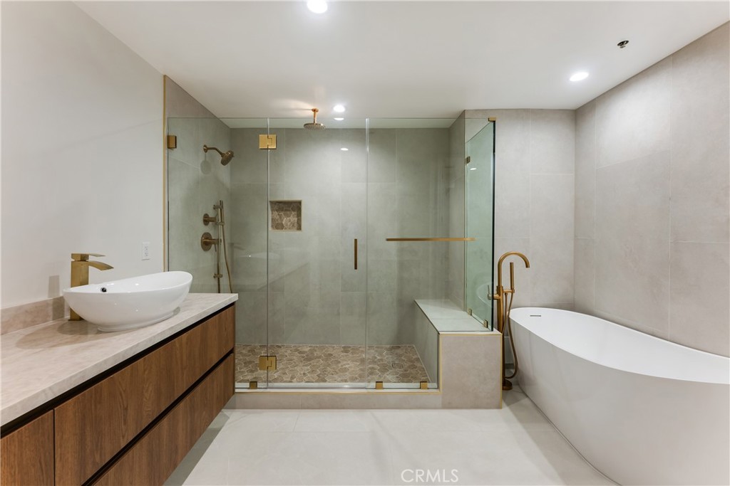 MLS #SR25262173 image #17