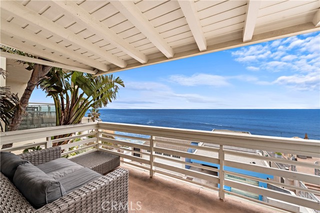 689 Sleepy Hollow Lane, Laguna Beach, California 92651, 1 Bedroom Bedrooms, ,1 BathroomBathrooms,Residential Lease,For Rent,689 Sleepy Hollow Lane,CROC23207422