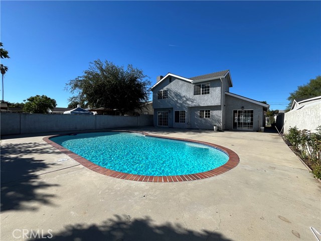 Detail Gallery Image 22 of 22 For 7522 Balcom, Reseda,  CA 91335 - 4 Beds | 3 Baths