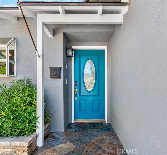 15072 Sussex Circle, Huntington Beach CA: https://media.crmls.org/medias/b51c4c6c-1df7-4172-947d-df23d04ee8c5.jpg