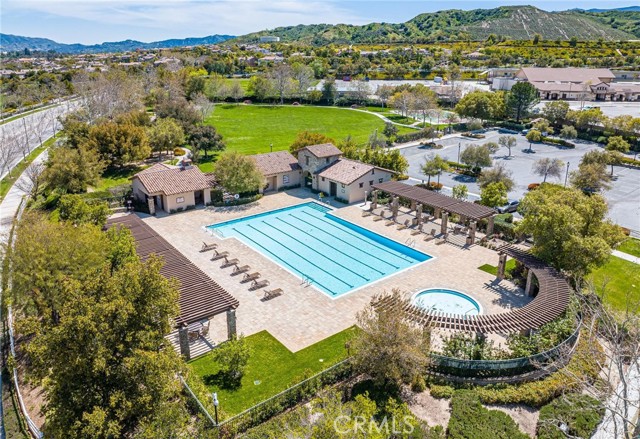 26941 Redwood Bluff Lane, Valencia CA: https://media.crmls.org/medias/b51cb477-d2f6-4771-9f75-6a273a719c2f.jpg