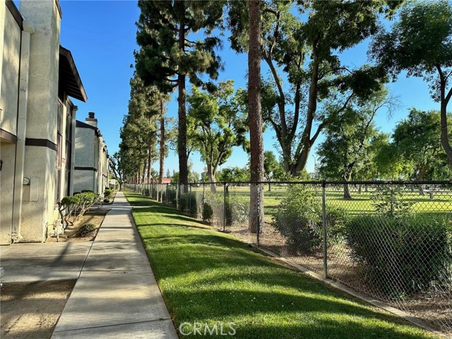 Detail Gallery Image 1 of 19 For 1405 Gemini Ct, Bakersfield,  CA 93309 - 3 Beds | 2/1 Baths