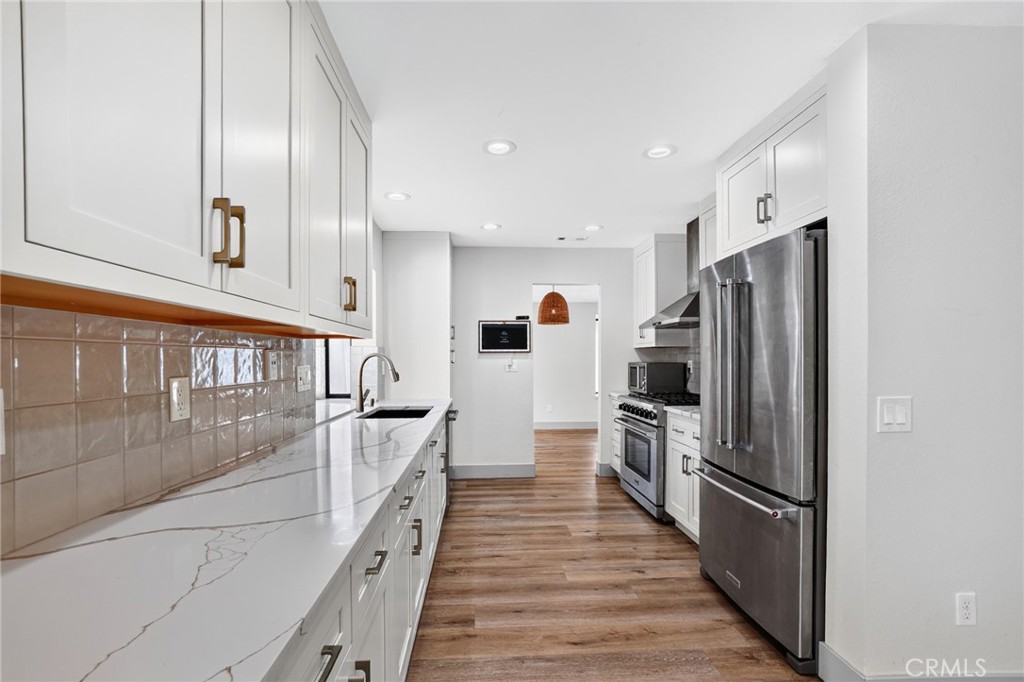 1455 Darwin - photo 11