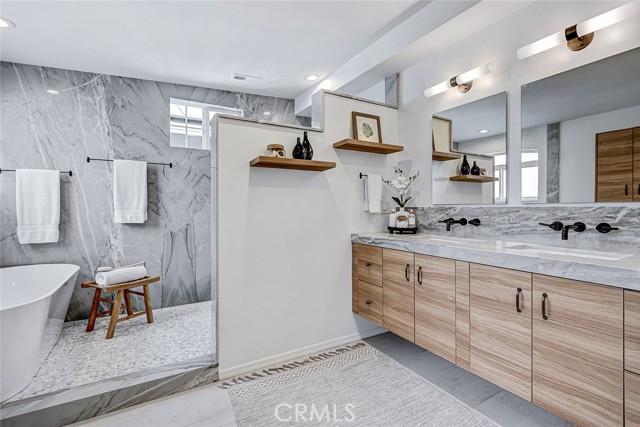 Detail Gallery Image 48 of 75 For 104 Saint Joseph Ave, Long Beach,  CA 90803 - 5 Beds | 3 Baths