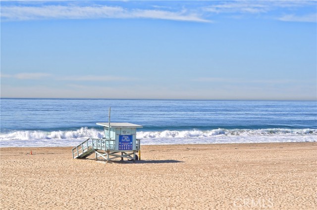 Hermosa Beach Lifeguard Station 19