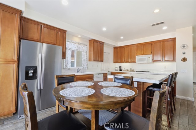 Detail Gallery Image 18 of 40 For 3609 Pyramid Trail, Perris,  CA 92570 - 4 Beds | 3 Baths