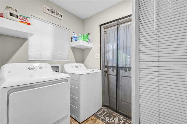 Detail Gallery Image 9 of 23 For 8952 Dudlext, South Gate,  CA 90280 - 2 Beds | 1 Baths