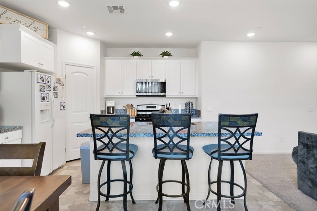 12628 Ojo Caliente Street, Victorville CA: https://media.crmls.org/medias/b51f857d-6a67-4b5c-ba83-8a236bae6aa5.jpg