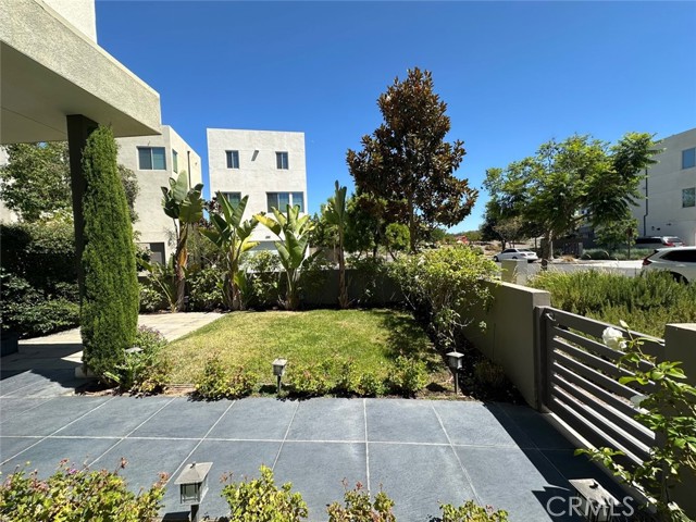 195 Stellar, Irvine CA: https://media.crmls.org/medias/b51fa82f-7612-40a9-ae1d-82226dbb1cda.jpg